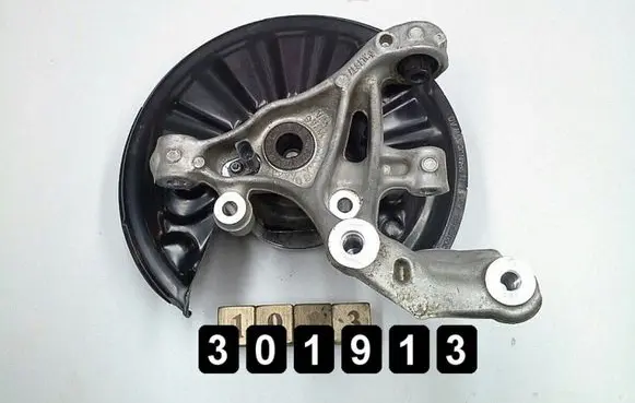 Volkswagen PASSAT B8 Rear wheel hub