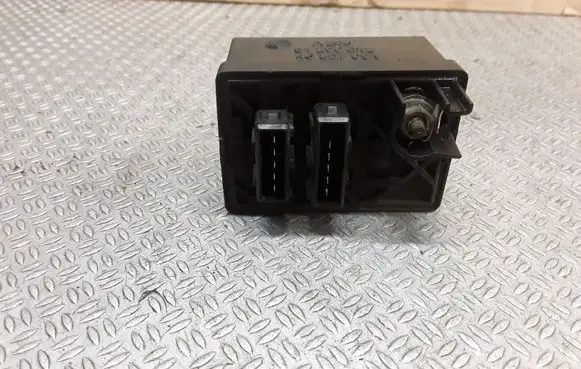Fiat Idea Glow plug pre-heat relay 51299012