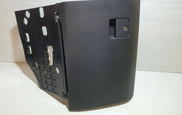 Opel Vectra C Glove box 9181311 230635620