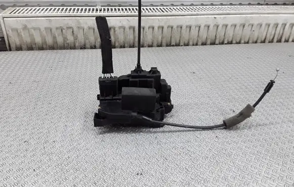 Renault Modus Rear door lock 288314D