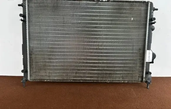 Renault Megane I Coolant radiator 7701352976