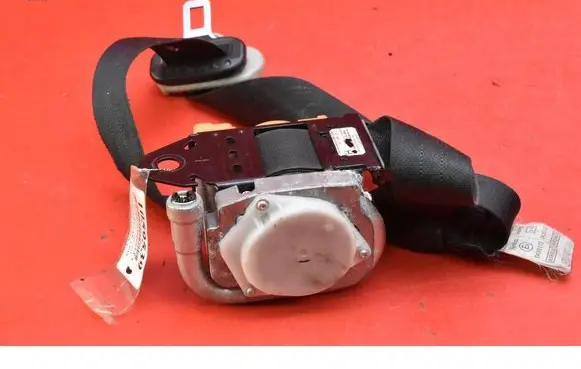 Mazda CX-7 Front seatbelt EH44LH