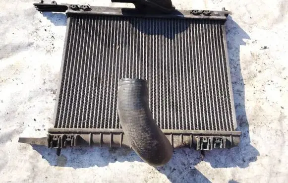 Mitsubishi Space Star Intercooler radiator