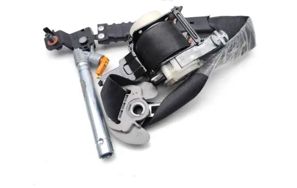 KIA Sportage Front seatbelt 88820-3U200ED
