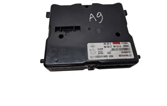 Nissan Qashqai Air conditioner control unit module 277604EA3B 5HB01203111