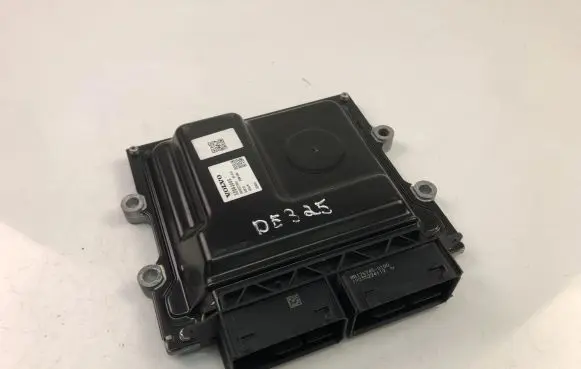 Volvo XC90 Engine control unit/module ECU 32242005