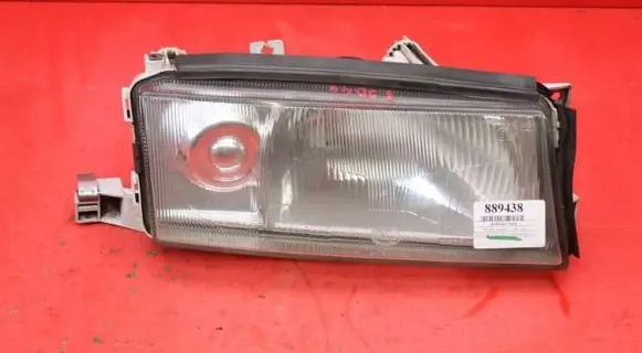 Skoda Octavia Mk1 (1U) Headlight/headlamp 246090-00