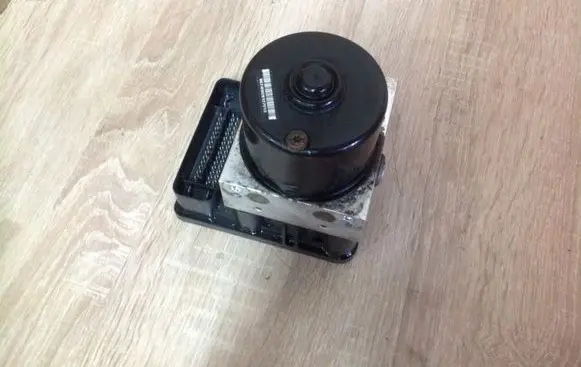 Audi A2 ABS Pump 8Z0907379C