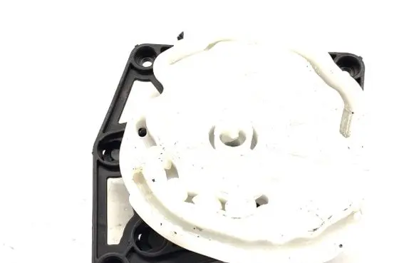 Hyundai Kona I Air flap motor/actuator H400730891