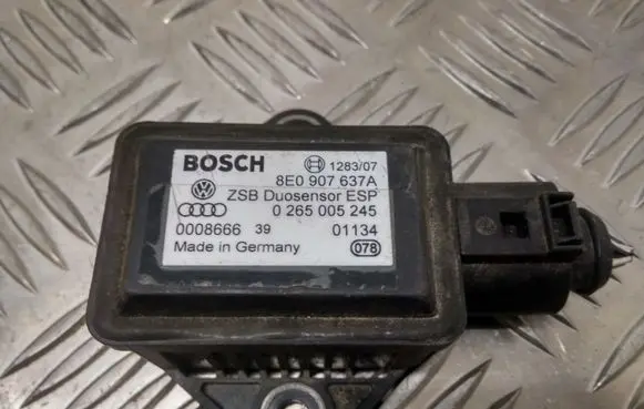 Audi A4 S4 B6 8E 8H ESP acceleration yaw rate sensor 8E0907637A 0265005245