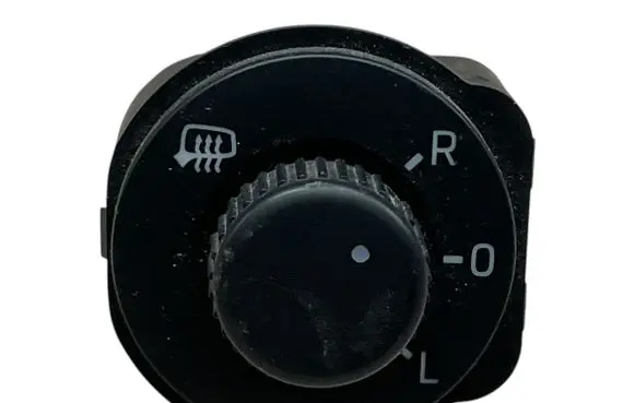 Skoda Rapid (NH) Wing mirror switch 5JC959565