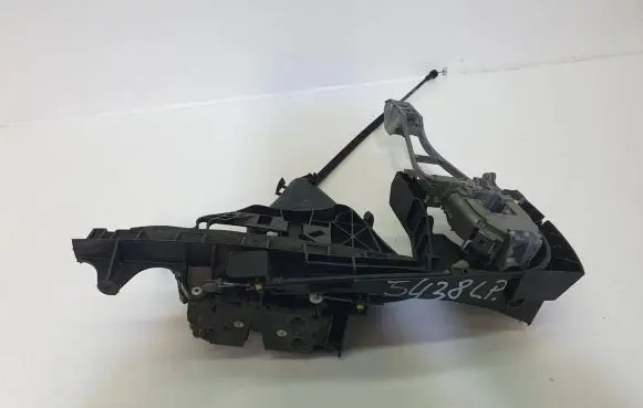 Volvo V50 Front door lock 30799308