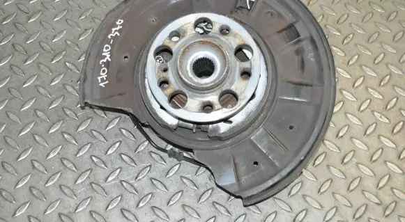 Mercedes-Benz E W212 Rear wheel hub