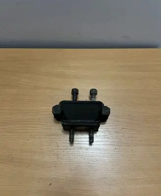 Iveco Daily 35 - 40.10 Engine mount bracket 5801283685