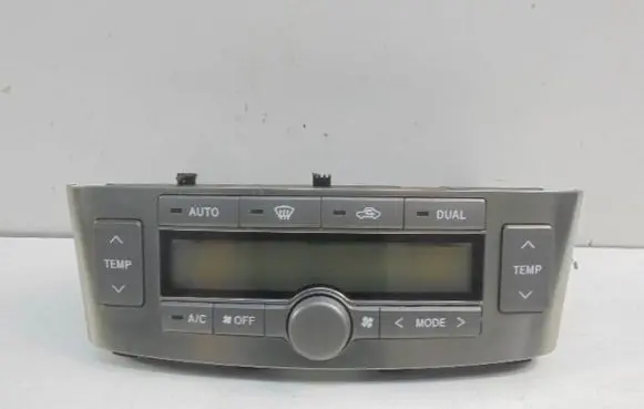 Toyota Avensis Verso Air conditioning/heating control unit 5590005140