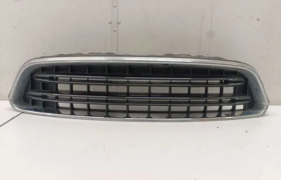 Mini Cooper Countryman R60 Front bumper upper radiator grill 9812756