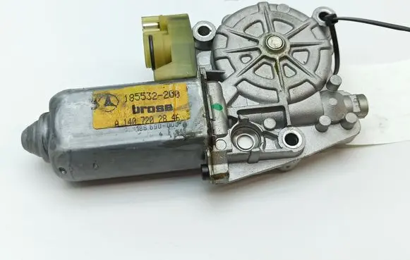 Mercedes-Benz S W140 Front door window regulator motor A1407202846 1407202846