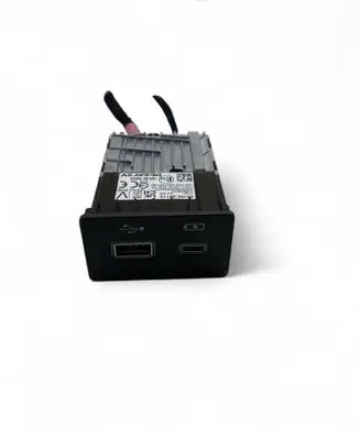 USB socket connector