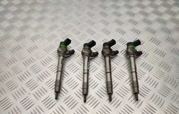 Skoda Octavia Mk3 (5E) Fuel injectors set 04L130277AC 0445110469