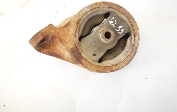 Hyundai Sonata Engine mount bracket 2193138070 21931-38070