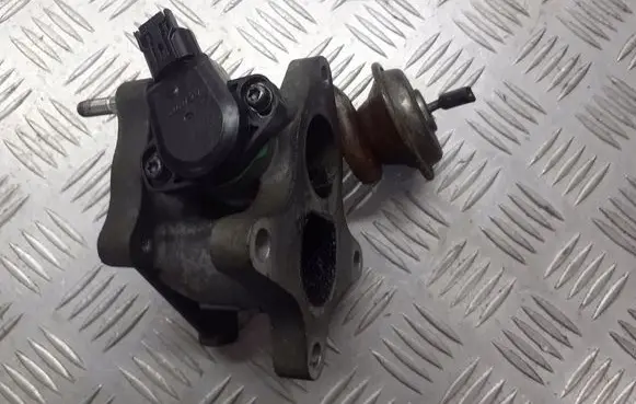 Honda FR-V EGR valve