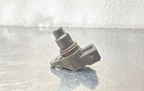 Opel Vectra B Camshaft position sensor 8200038472 55144447 PA665301