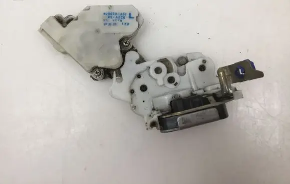Nissan Terrano Loading door lock 8055301U61