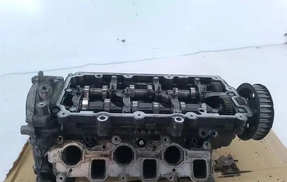 Audi A6 S6 C6 4F Engine head 