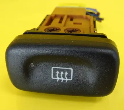 Nissan Primera Windscreen/window heater switch