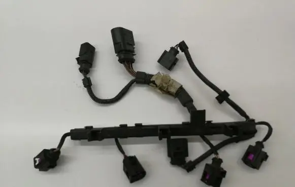 Volkswagen Eos Fuel injector wires 06F971824E