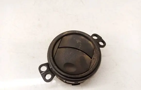 Toyota Yaris Dash center air vent grill 556500D050