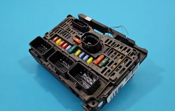 Peugeot 407 Central body control module 9656086080 IMPRK1534936