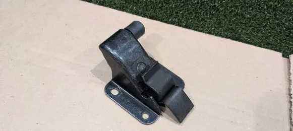 Renault Master IV Front door check strap stopper 824312136R