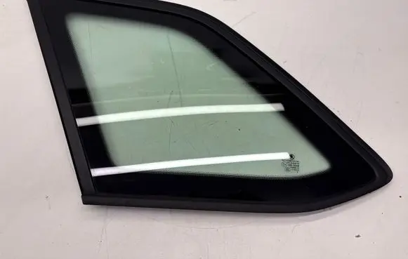 Skoda Fabia Mk3 (NJ) Rear side window DOT24M18AS2