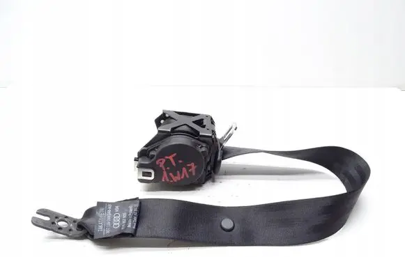 Audi Q3 8U Rear seatbelt 8U0857805B