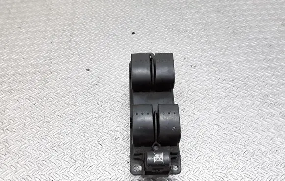 Mazda 3 I Electric window control switch BP4L66350
