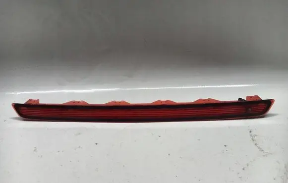 Skoda Rapid (NH) Third/center stoplight