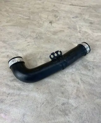 Volkswagen PASSAT B6 Intercooler hose/pipe 1K0145838C