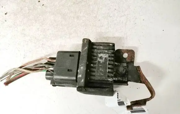 Renault Clio II Glow plug pre-heat relay 7700115078