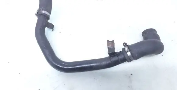Audi A6 S6 C4 4A Engine coolant pipe/hose