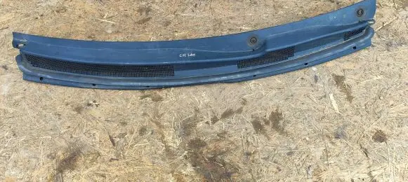 Chrysler 200 Wiper trim 68110148A 93785 USF8244