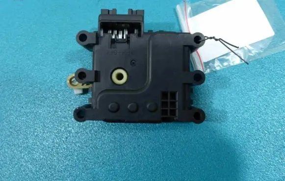 Mazda 5 A/C air flow flap actuator/motor IMPRK851503