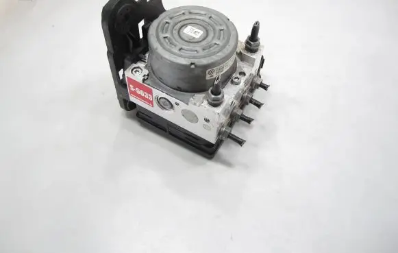 Volkswagen PASSAT B8 ABS Pump 5Q0614517DA 10091643913 28515876513