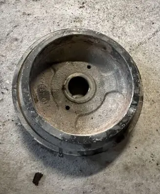 Nissan Primera Crankshaft pulley 24104381211