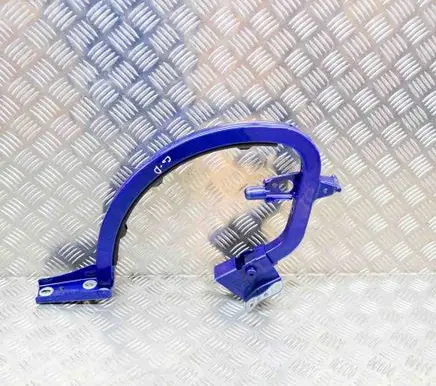 Audi A3 S3 8V Tailgate/trunk/boot hinge 8V5827302