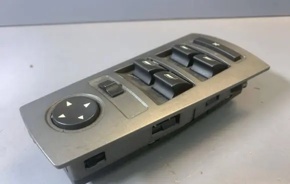 BMW 7 E65 E66 Electric window control switch 6915008