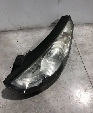 Hyundai ix35 Headlight/headlamp 921012Y