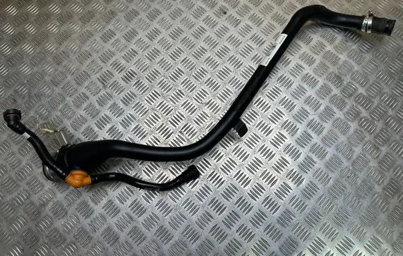 BMW 6 F06 Gran coupe Fuel tank filler neck pipe 7767205 R2727767205 1018785005