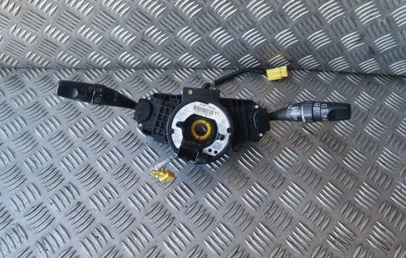 Honda Accord Wiper turn signal indicator stalk/switch M22670A M22658