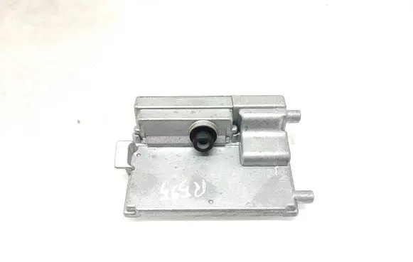 Windshield/windscreen camera